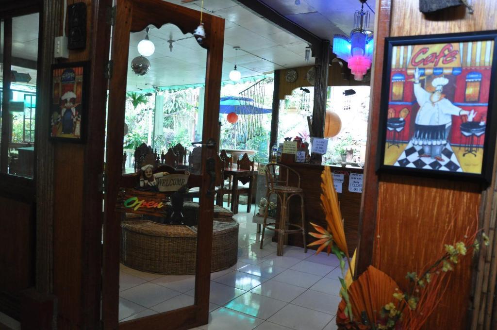 D'Lucky Garden Inn & Suites Tiniguiban Exterior foto